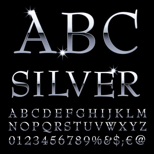 Glänzendes silbernes Alphabet mit Zahlenvektormaterial 04  