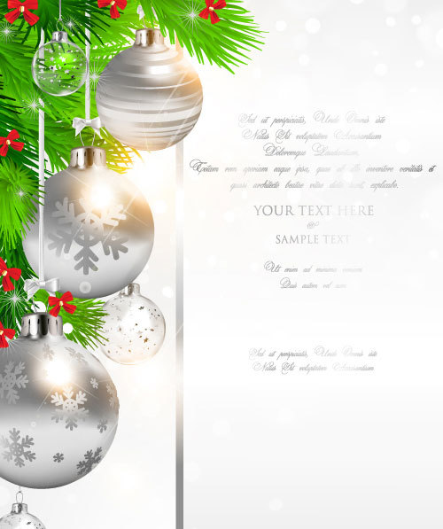 Silberne Weihnachtsbälle mit Tannen- und greentting Kartenvektor  